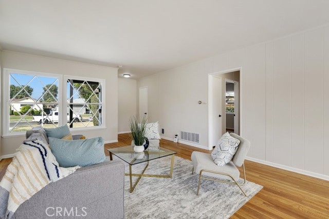 7436 Sunnybrae Avenue photo 6
