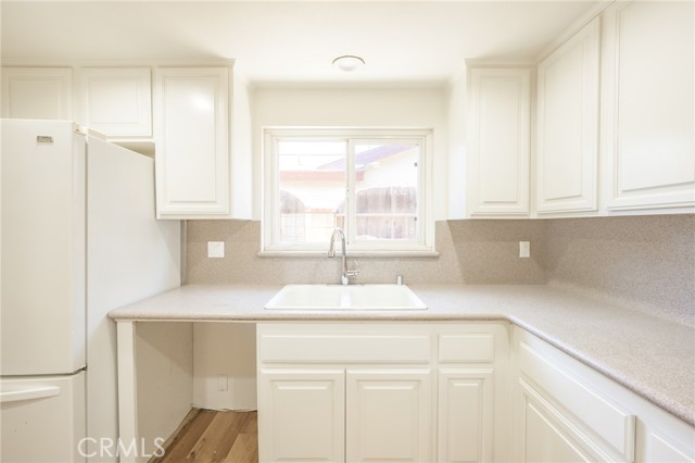 1431 Lodgewood Way photo 6