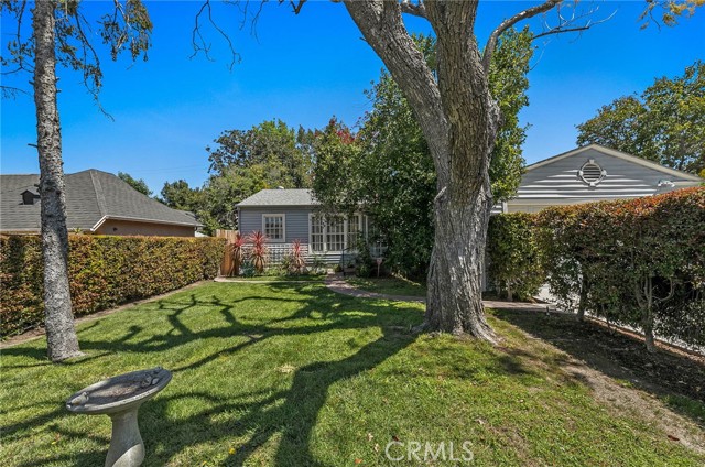 4018 Coldwater Canyon Avenue photo 2