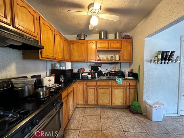 10343 Amboy Avenue photo 7
