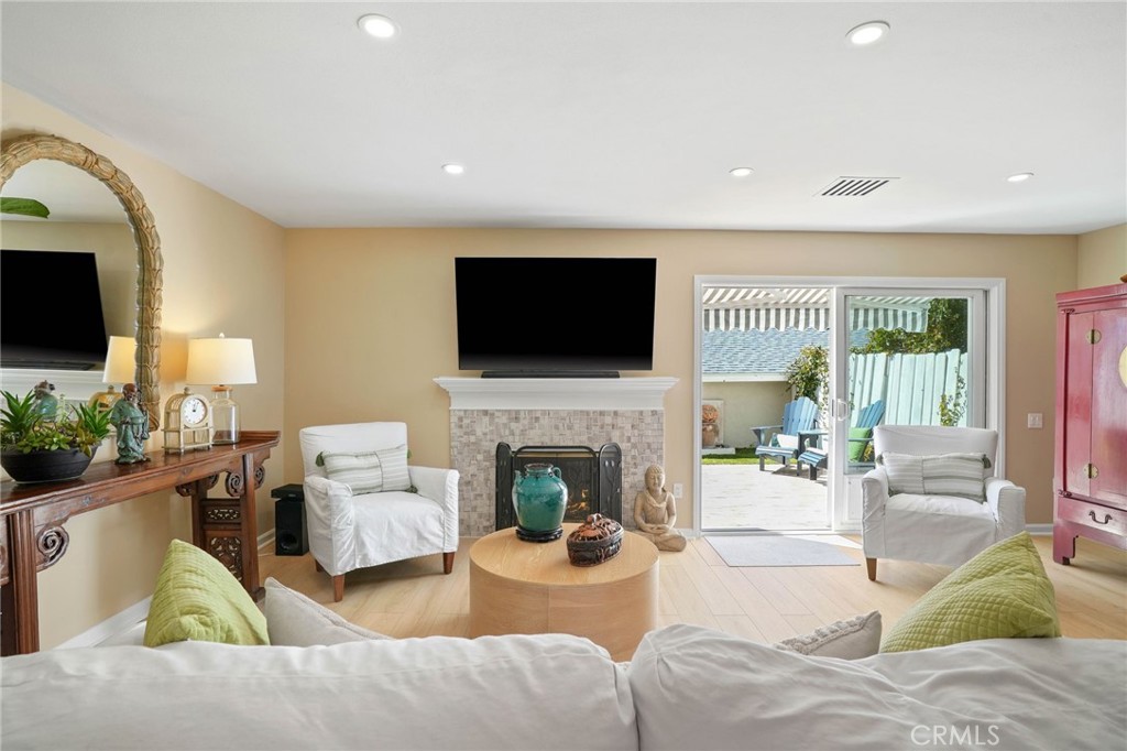26270 Alizia Canyon Drive, Calabasas, CA 91302