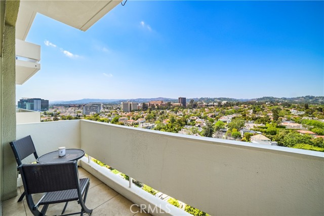 Image 3 for 10701 Wilshire Blvd #1401, Los Angeles, CA 90024