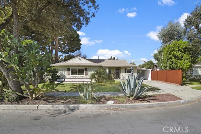 12209 Vose Street photo 6