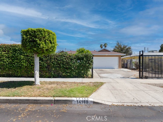 14168 Claretta Street photo 3