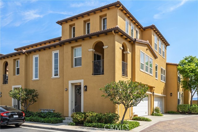 27012 Pebble Beach Drive 37 Valencia, California Lovely, upgraded Plan 2 Townhouse in prestigious Cypress Point at Westridge, located in desirable Valencia just minutes off the freeway, with shops and schools just minutes away. Immaculately maintained, this 2 bedroom, 2 bath 1575 square foot unit boasts gorgeous hardwood floors, upgraded white kitchen with granite countertops, stainless steel appliances, in-unit laundry, recessed lighting, built-in surround sound, bedroom ceiling fans, and large primary en-suite bedroom with walk-in closet. Upgrades include custom plantation shutters, Travertine tile fireplace surround, brand new microwave/vent hood, travertine backsplash, convection oven, and four piece primary bath. The attached garage has a bonus work/storage space that was used as a home office by the previous owner. Within walking distance, the lovely community includes heated swimming pool and spa, clubhouse, and also has basketball court, and tennis courts. This unit won't last long!