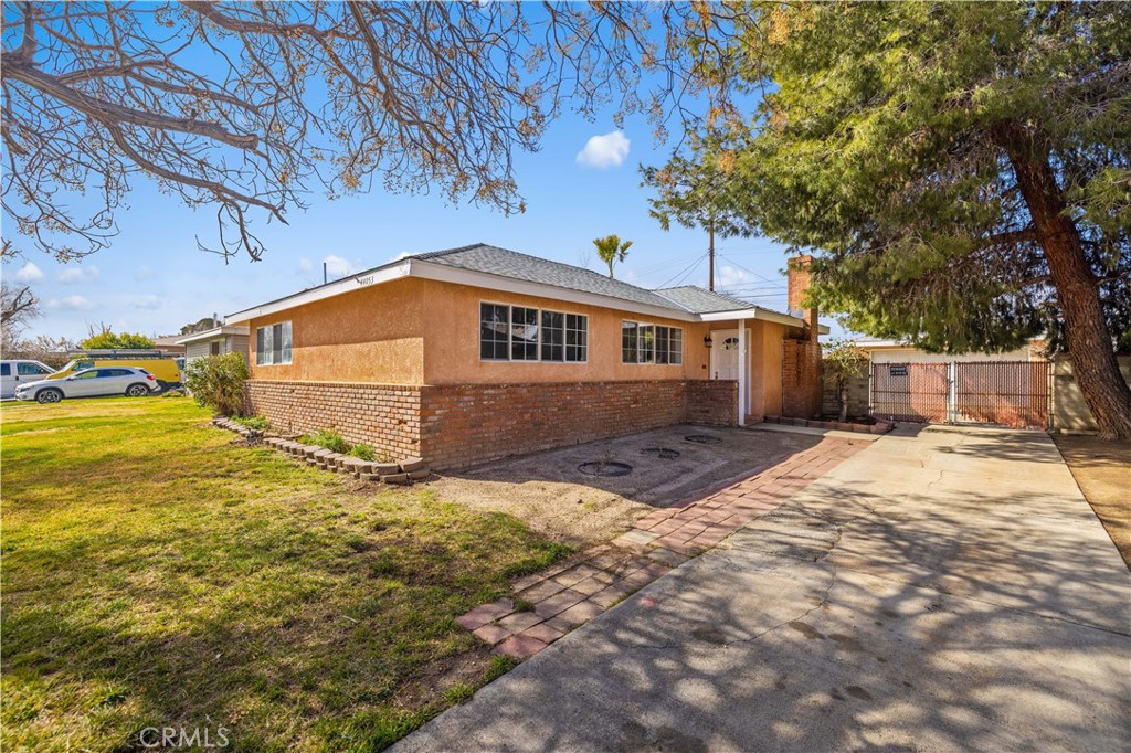 44053 Fig Ave, Lancaster, CA 93534