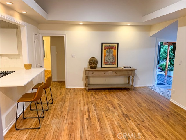 23712 Valley View Road photo 7