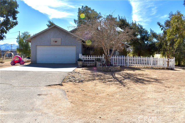 Detail Gallery Image 1 of 1 For 12730 E Avenue V10, Pearblossom,  CA 93553 - 3 Beds | 2 Baths