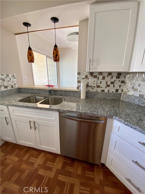 7641 Reseda Boulevard, 125-Z photo 8
