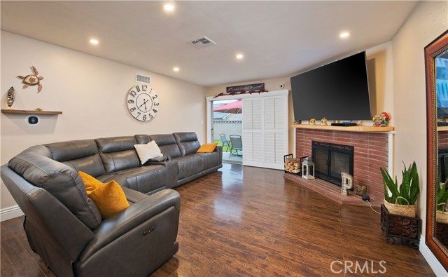 15529 Deblynn Avenue, Gardena, CA, 90248 15529 Deblynn Avenue, Gardena, CA, 90248