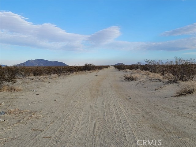 0 190 St E & Ave T4, Palmdale, California 93591, ,Land,For Sale,0 190 St E & Ave T4,CRSR23028193