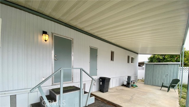 1202 Loma Drive, 87 photo 4