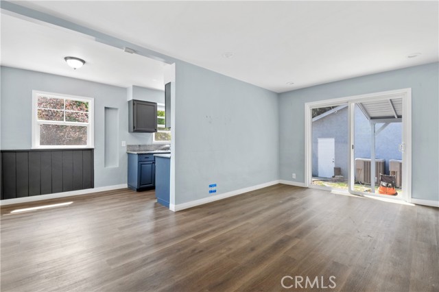 10021 Plainview Avenue photo 5