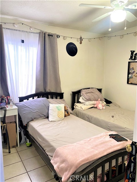 1417 Mott Street photo 7