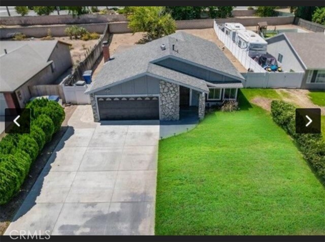 3048 Amsterdam Dr, Riverside, CA 92504