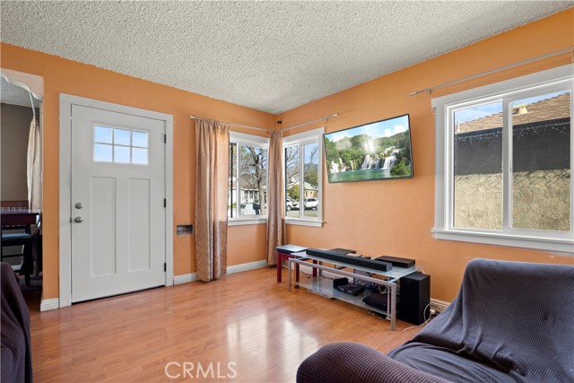 850 Fermoore Street photo 5