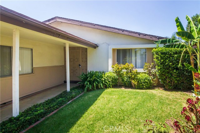 Photo of 17233 Minnehaha Street, Granada Hills, CA 91344