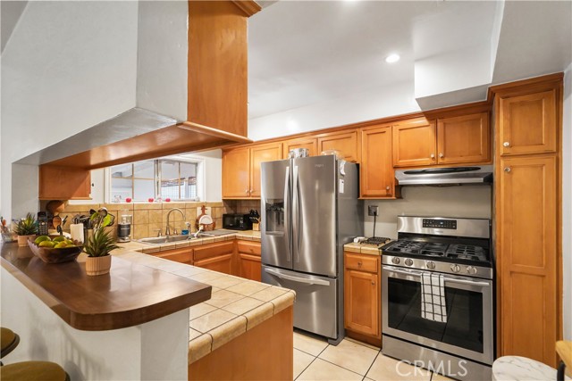 9857 Sharp Avenue photo 7
