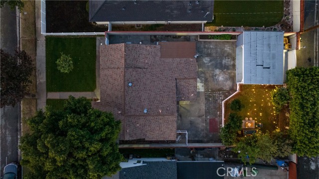 6952 Winnetka Avenue photo 5