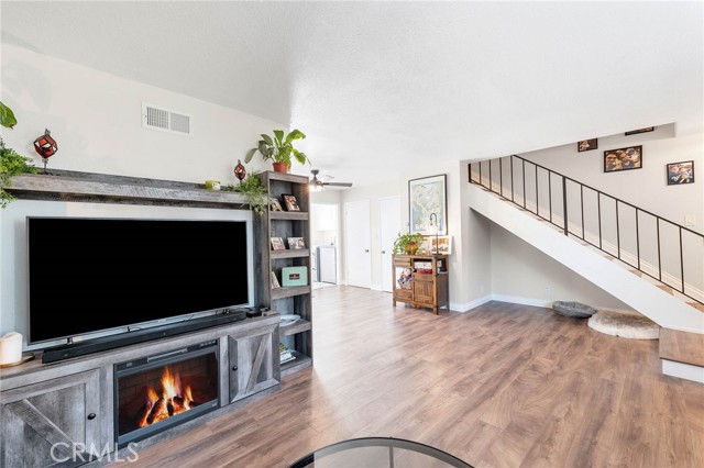1926 Lucas Street, 4 photo 2