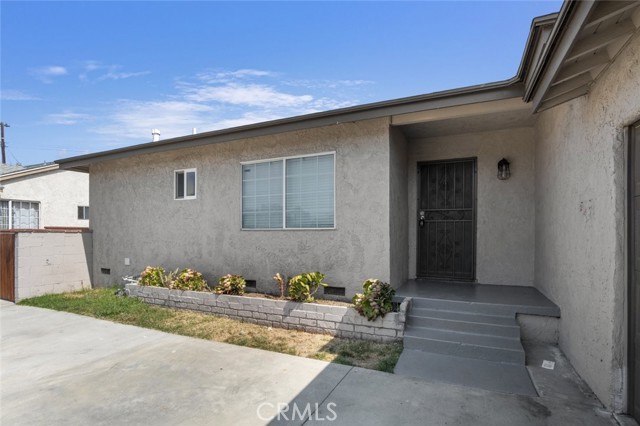 Image 2 for 2247 W Orange Grove Ave, Pomona, CA 91768