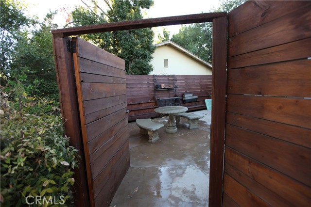 20601 Devonshire Street photo 7