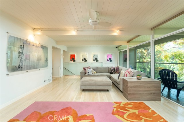 D9cad2d1 Df5e 420c Bb60 Af38c04064c7