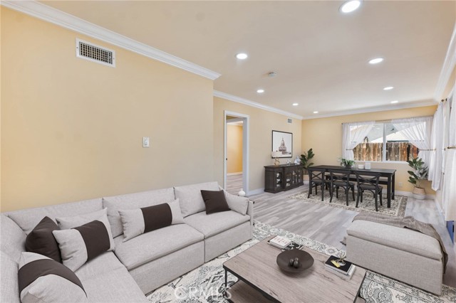 17604 Willard Street photo 2