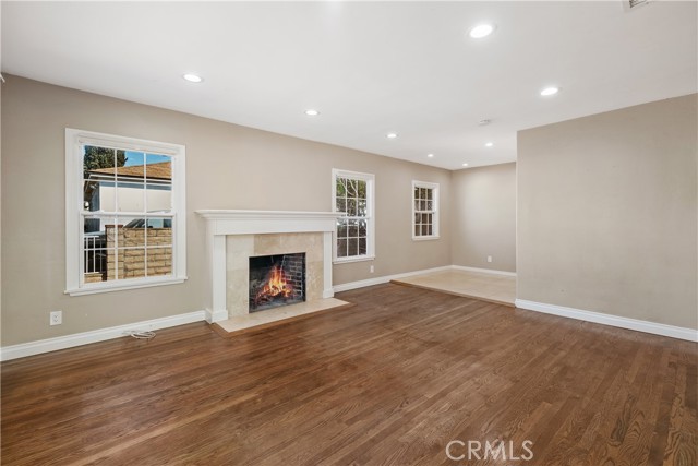 7838 Vantage Avenue photo 3