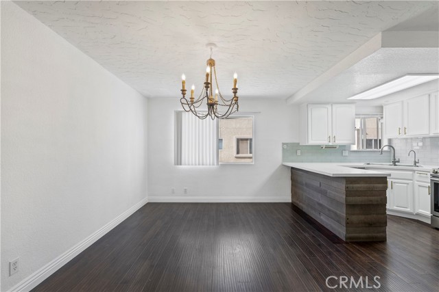 10215 Variel Avenue #8, Chatsworth, CA, 91311 10215 Variel Avenue #8, Chatsworth, CA, 91311