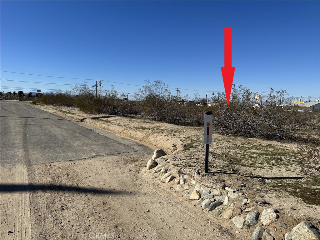 2 Ave V10 and Longview Road, Pearblossom, CA 93553
