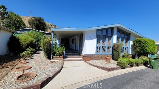 15455 Glenoaks Boulevard, 257 photo 1