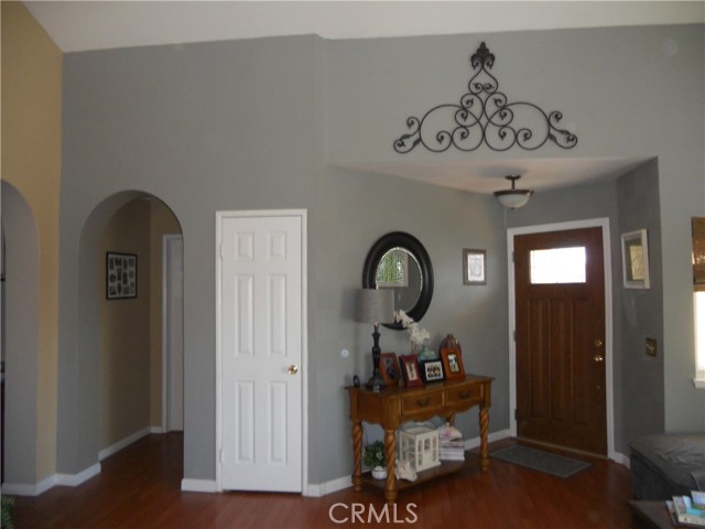 14123 Bermax Avenue photo 6