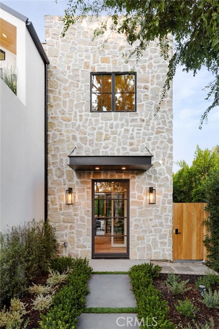 4210 Bellaire Avenue photo 4