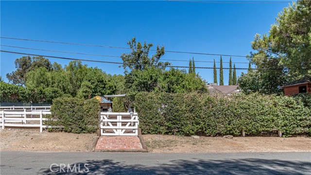5370 Lewis Road photo 4