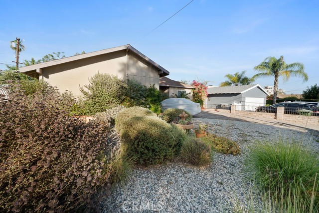 12178 Buckeye Avenue photo 4