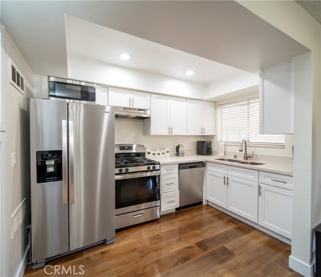 1324 East Wilson Avenue photo 2