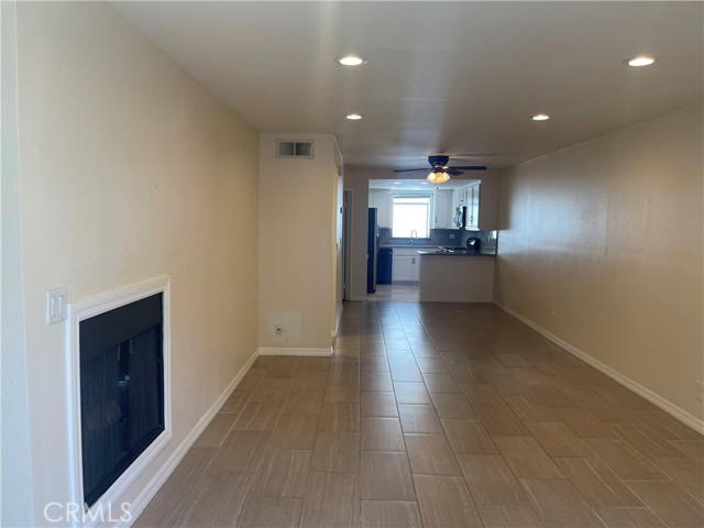 26762 Claudette St #419, Canyon Country, CA 91351