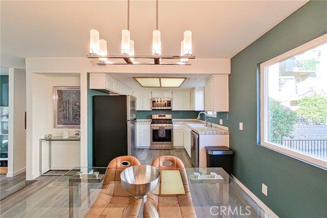 8958 Burnet Avenue, B5 photo 4
