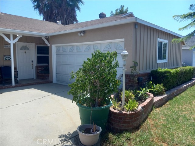 6952 Calvin Avenue photo 3