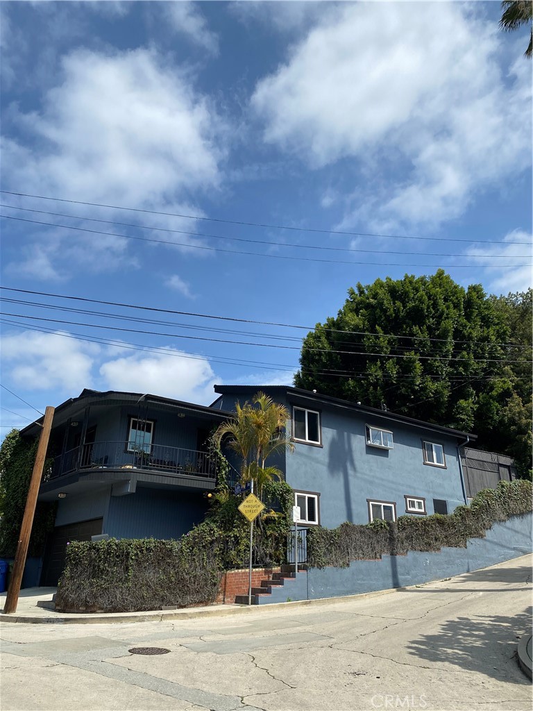 2564 Lake View Avenue, Silver Lake, CA 90039