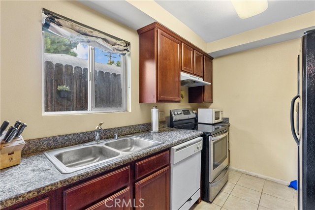 1620 North San Fernando Boulevard, 43 photo 7