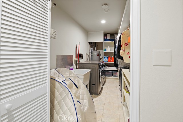 Laundry Room & Storage