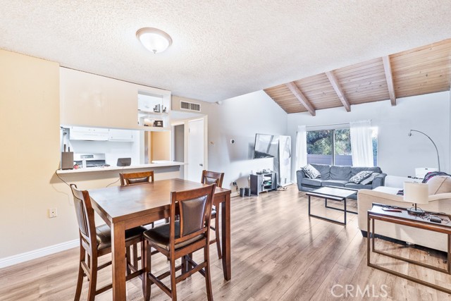 10331 Lindley Avenue, 208 photo 6
