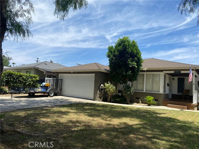 7342 Claire Avenue photo 1