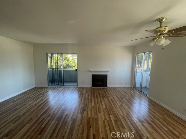 9332 Van Nuys Boulevard, 70 photo 8