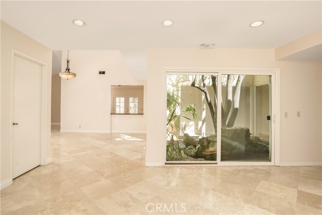 Image 3 for 825 Shadow Lake Dr, Thousand Oaks, CA 91360