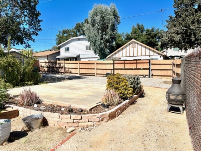 23140 Schumann Road photo 5