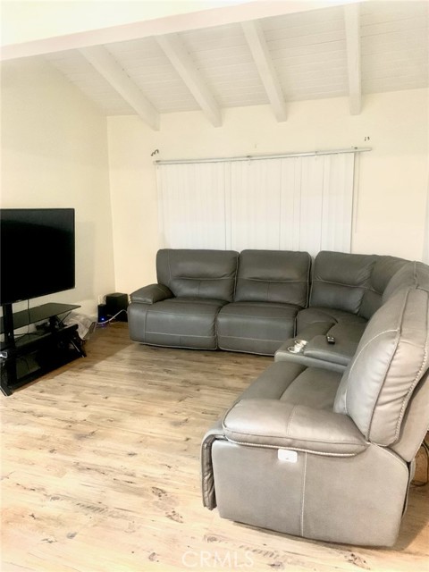 10636 Woodley Avenue, 66 photo 3