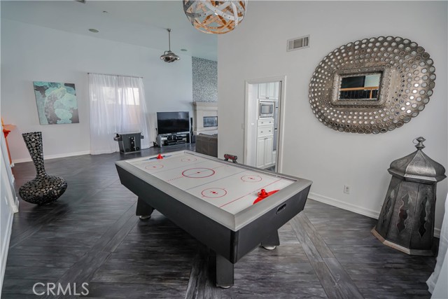 415 Irena Avenue, Redondo Beach, California 90277, 5 Bedrooms Bedrooms, ,4 BathroomsBathrooms,Residential,Sold,Irena,SR21098424